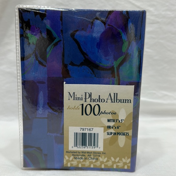 Mini Photo album,  4x6 - Picture 2 of 3